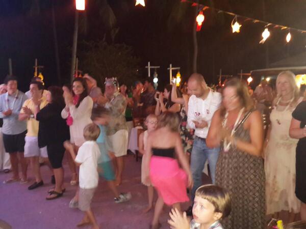 Horizonbeach's tweet photo. Wonderful New Year 2014 #GalaDinner #horizonkaron
https://t.co/jTuOXM58nE http://t.co/r48FvzxDAG