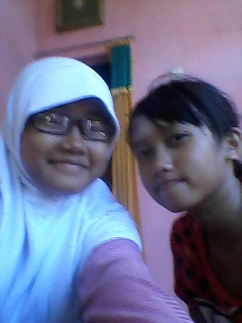 with <a href="/PutriChoirunNi3/">Putri Choirunnisa</a>