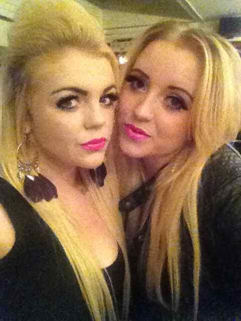 SarahBottom's tweet image. #nye #bestfriend #drunk #times..
