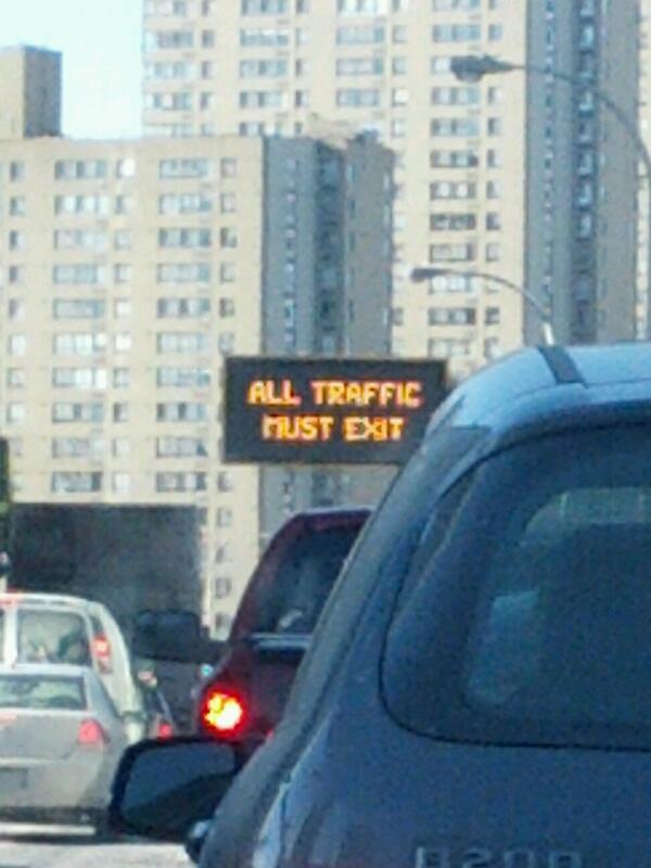AlexMorganTO's tweet image. This sucks... Stay away from westbound Gardiner!