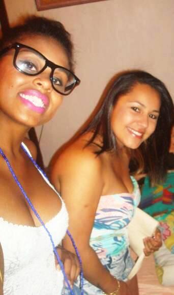 _negriinha's tweet photo. minha @Fran_Minii ^^ http://t.co/TiZVggu3I8