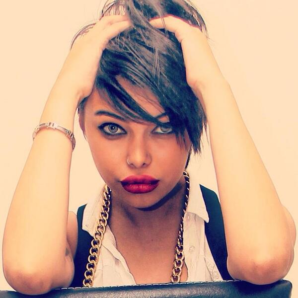 EyllSoyluu's tweet photo. 💋💋💋 http://t.co/rL4PtWQtw4