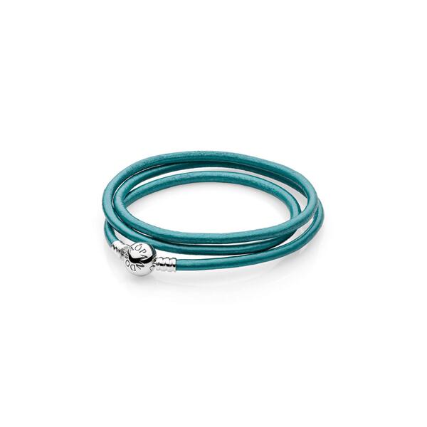 Crescent_SC's tweet photo. Pandora Sale 50% OFF @Crescent_SC! The round lock in combination w/ smooth leather surface was €55, now €28 http://t.co/QEVLsN8wea