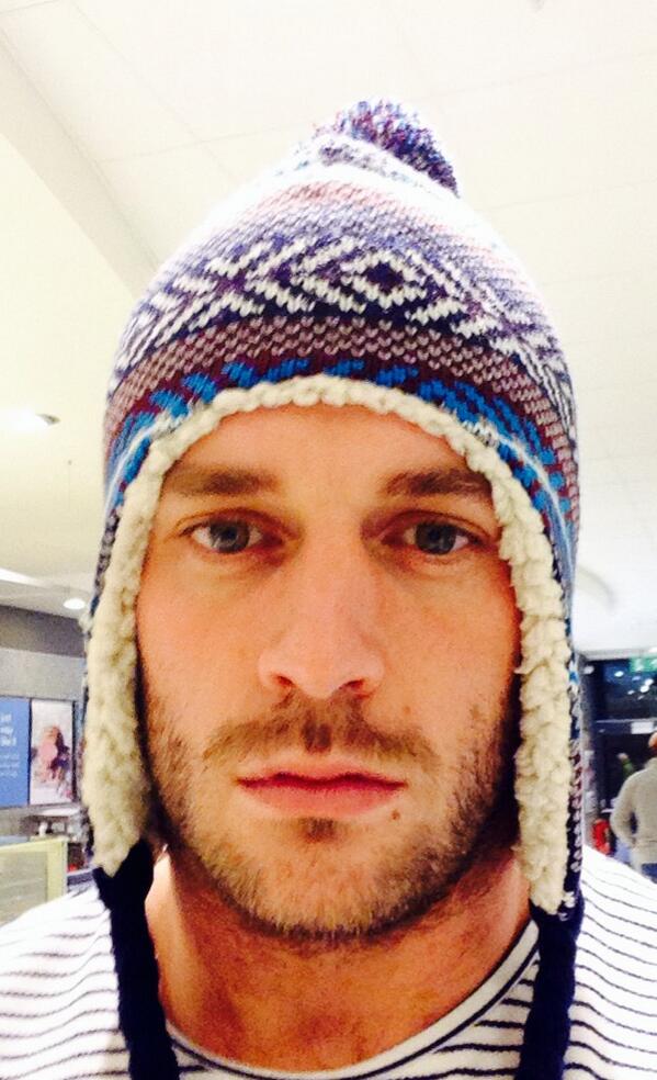 lukearscott's tweet photo. #menweare #hatswewear #boredinthequeue http://t.co/qI4MsvLE1W