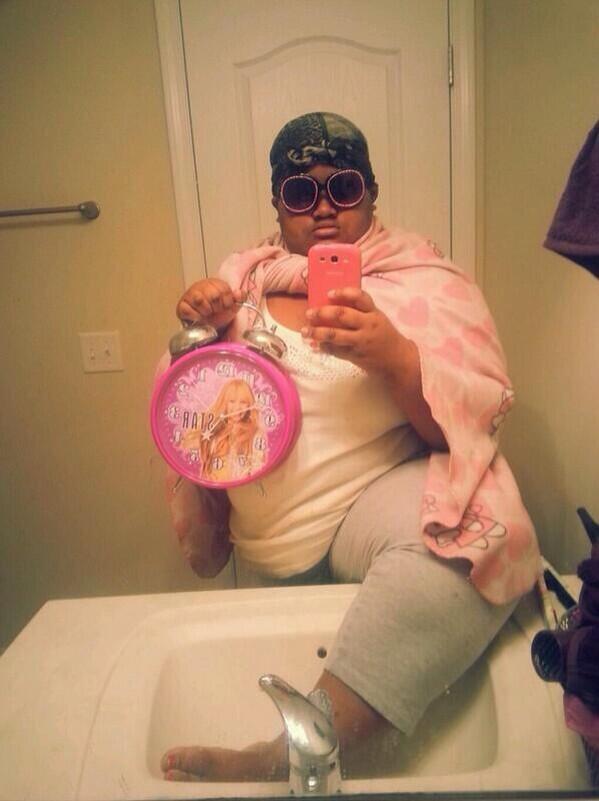 The Selfie Olympics tweet media