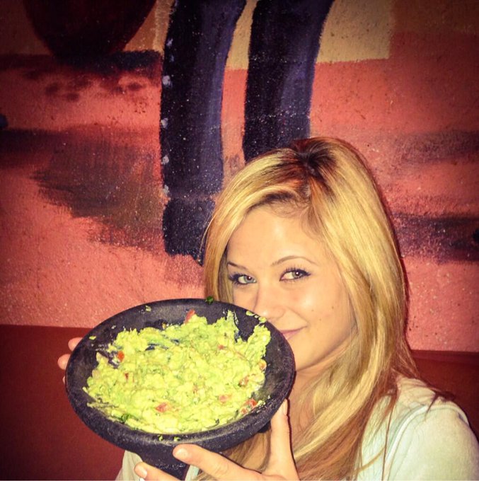 GUACAMOLEEEE!!! Ole! Mmmmmmm ?
?
 #Foodie #I?MexicanFood http://t.co/eeTKdH6IWO