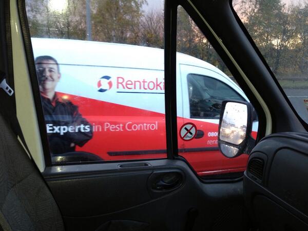 This man was looking for you two today@cerijames1 <a href="/TomSharps12/">Tom Sharples</a>  #cobras