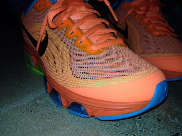 BitchIAiNtDaOne's tweet image. #NewestEdition