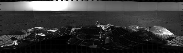 Stephaniec85's tweet photo. The incredible landing that started NASA’s epic 10-year Mars mission http://t.co/4feXwqGMyf http://t.co/C5daBLuyS2