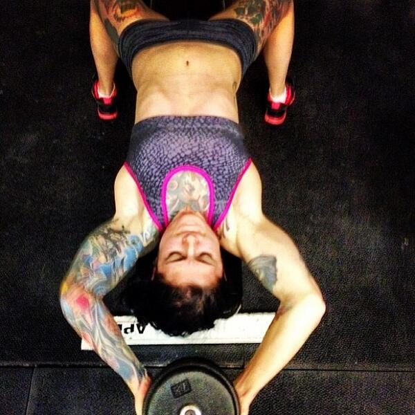 Buffyshots's tweet image. @fitvongray: #lats#fitness #inked #ironelite #ironperformance #bodbuilding #girlswholift #girlswithmuscle #shelif...