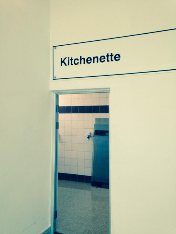 Theostanley123's tweet image. The maids entrance #hampstead #pagens