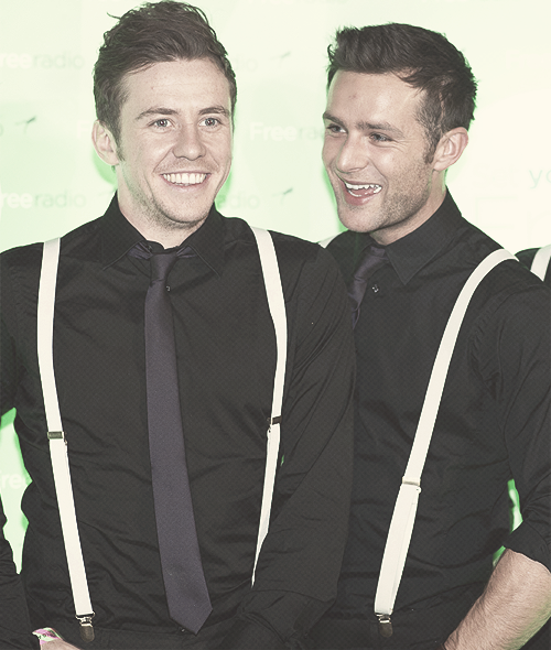 Look, <a href="/NotJudd/">Harry</a> is smiling.