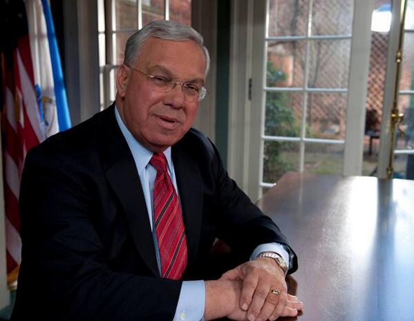 bostonpolice's tweet image. #MayorMenino to the #BPD: "It's been an honor working with you over the past 20 years serving the people of Boston."