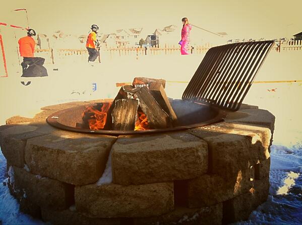 Dstrohman's tweet photo. Little afternoon hockey on this last day of vacation. http://t.co/Mep2uuph7M