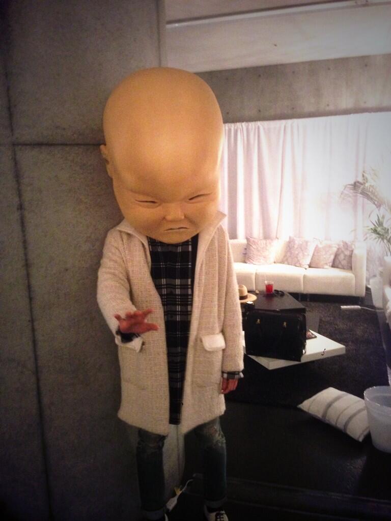 BdGegamCYAI42ch.jpg:large