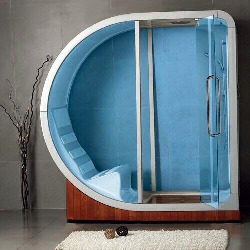 MilionaireLife's tweet photo. The Future of showers 😍😍 http://t.co/0tCRBegQCI