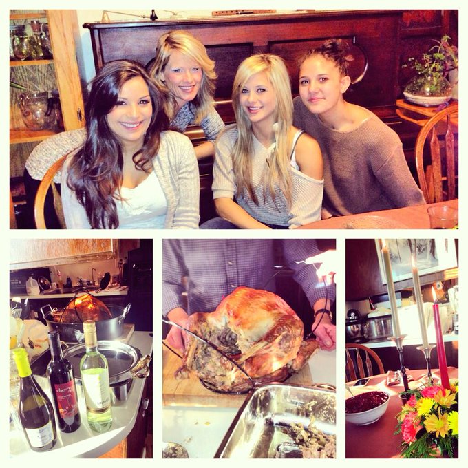 #FBF Thanksgiving 2013 with the little Allen women ???
#ILoveYou #Family #MyWorld
#Colorado http://t