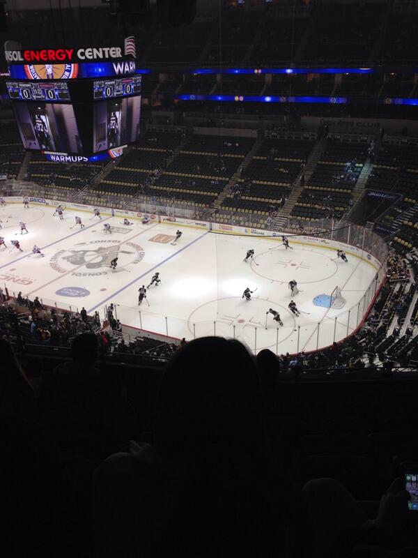 megmcfall's tweet image. Pens game 🐧 #warmup #pengiuns #nhl @penguins