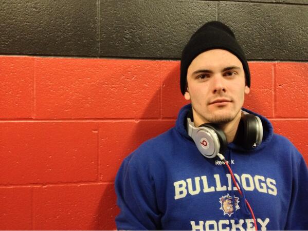 SpitsHockey's tweet photo. In on all 4 goals, this guy, again, is our @hummazing Player Of The Game #stayhotspitties http://t.co/VFiOYF3mhB
