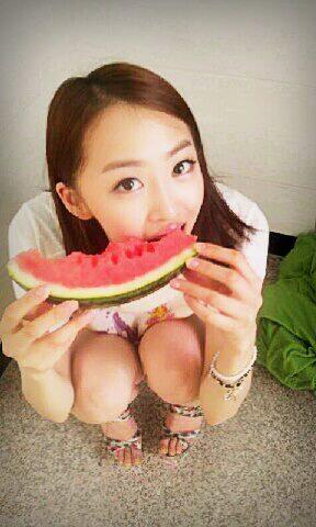 WGMOFFICIAL's tweet photo. Kim Dasom imnida ＼(o '∇' o)/ ada yg lagi on kah? http://t.co/5gIFe7GaWU