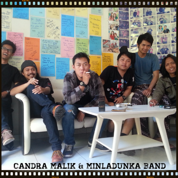 Candra Malik &amp; <a href="/Minladunka_band/">minladunka_band</a> bermusik secara indie. Info: <a href="/anisard/">citylight</a> 081809559003 <a href="/SabdaCintaJKT/">Sabda Cinta</a>