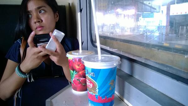 monthinx's tweet photo. @sntsntsnt #sriwedaritrain http://t.co/Xi3jthgmzB