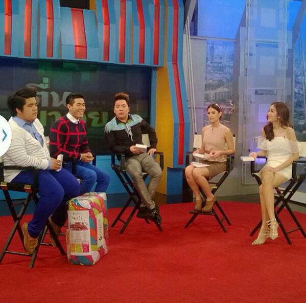 warna_be's tweet photo. Iya juga banyak diundang ke berbagai talkshow dan menjadi pembicara2 di berbagai event. http://t.co/txkfiJBmzR