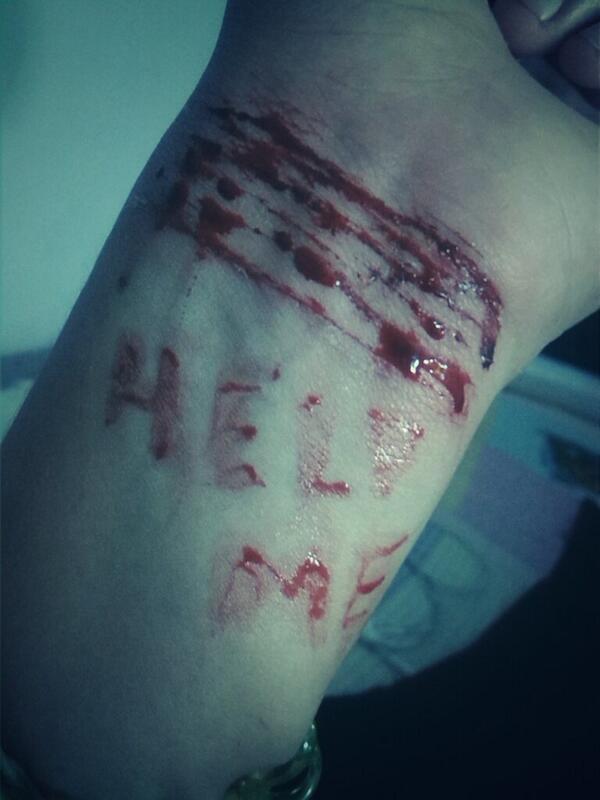 _puta_gorda_'s tweet image. ..lo pido a gritos pero nadie me escucha,nadie lo nota...