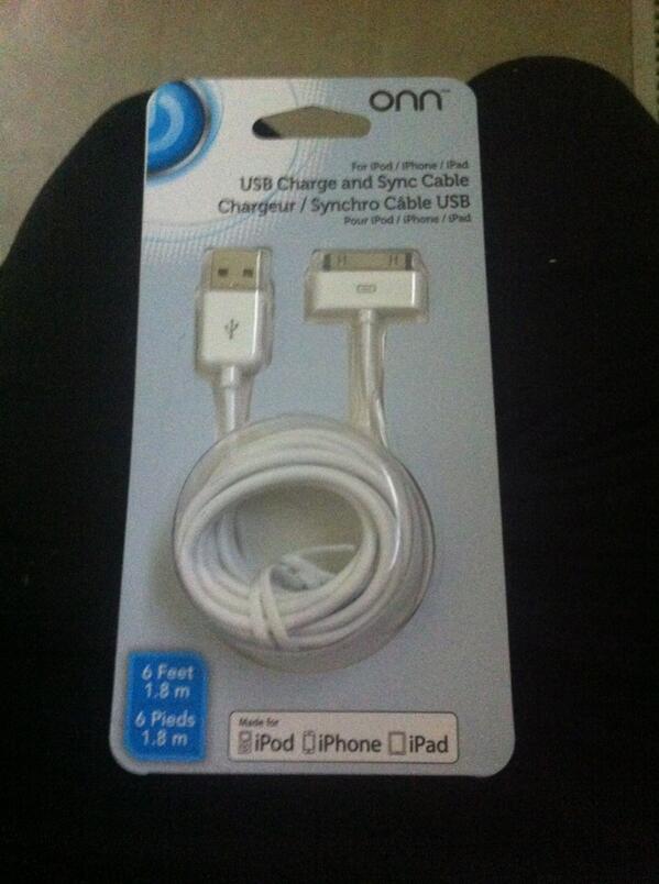 sarah_derka's tweet image. this better fit my phone! it's about to change my life 😂#charger #longaf