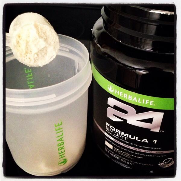 Weekend gym session followed by #Herbalife24 #Formula1shake #Arms #Chest #Back #Stomach #Lean #PSN