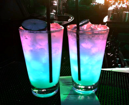 MiloCitrus's tweet photo. yang warna warni boleeh #TEENWILDPARTYRP http://t.co/8frYk2B4fn