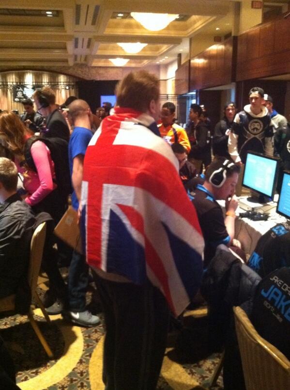 RedValoroso's tweet image. Here we see @Benson_EU rocking the Union Jack in support for Orbit!