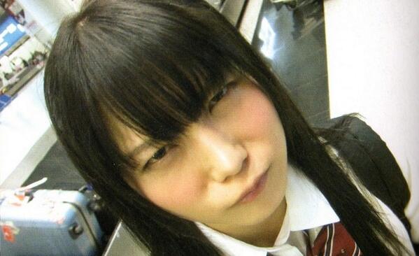 横山由依bot ジト目もかわいいゆいはん T Co M1ohhl0pvz