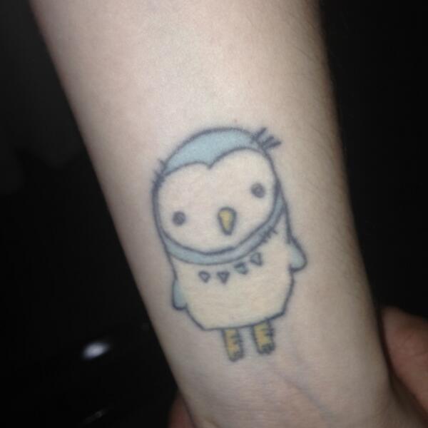 Buzzedwords's tweet photo. The “not really an owl/yes really an owl” owl tattoo. http://t.co/kQ70osGLUD