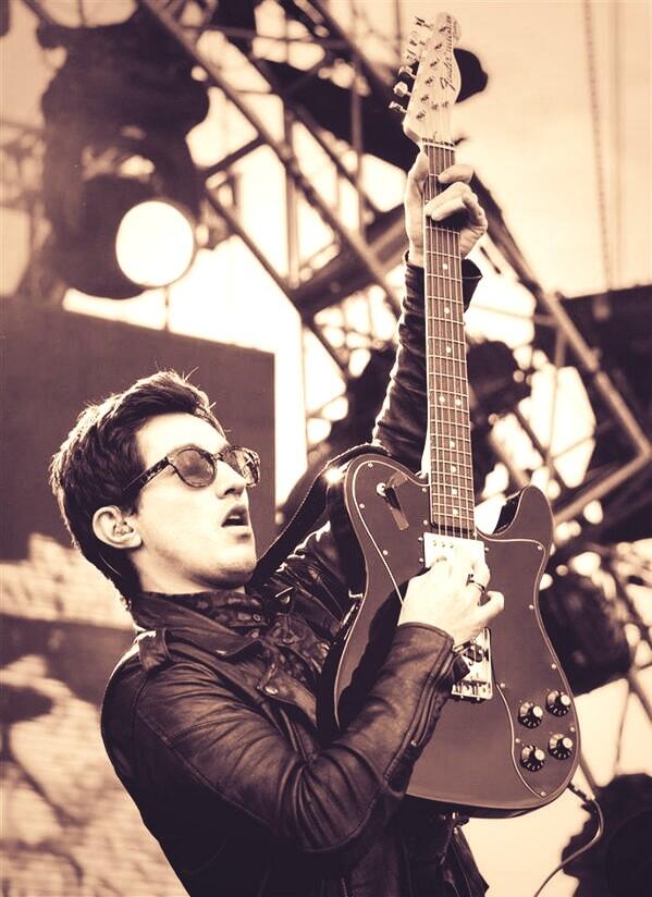 DefectoPerfect4's tweet photo. ¡Feliz Cumpleaños Capitán Blake! Le deseamos lo mejor, un fuerte abrazo ¡Gracias por su música! @JavierBlake http://t.co/CKSlKxCBmx