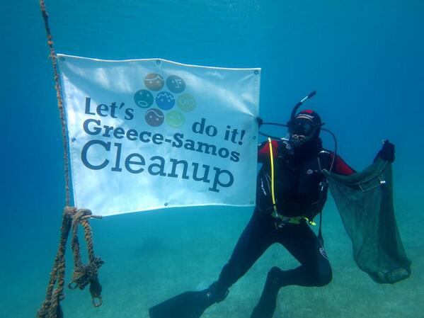 letsdoitgreece's tweet photo. Και σε στεριά και σε θάλασσα!!!
ο εθελοντισμός δεν έχει σύνορα... http://t.co/6oTGiXZRo7