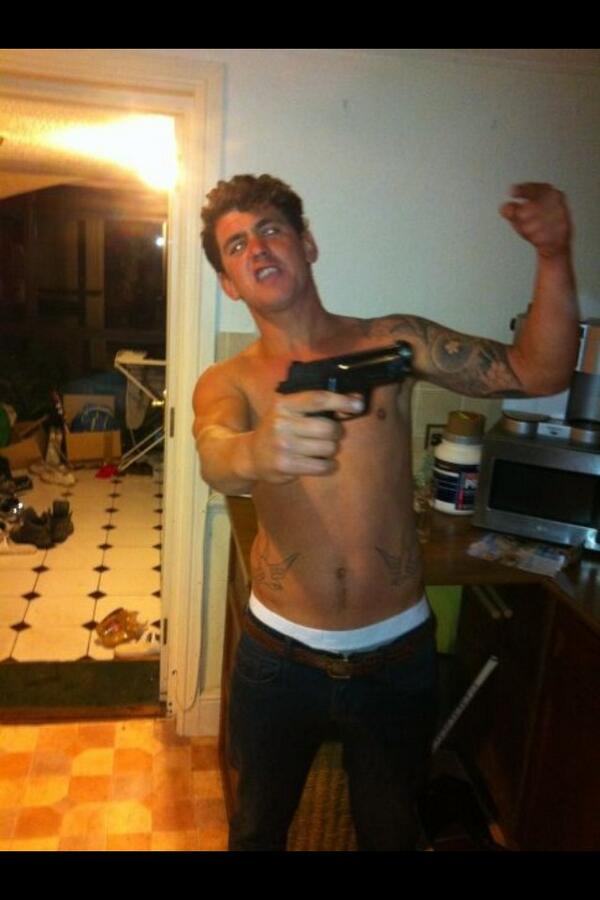 mitchy181's tweet photo. Thought this needed another tweet @NAqua21 http://t.co/RYXXrwfQPu