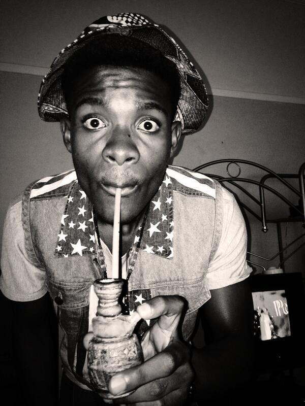 realalton's tweet image. I just landed on Mars#jetlife*AK47 on that bong Iree things.#N4M.PX