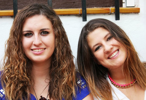 BelenMM4's tweet photo. @Ana_LahozM Muchisiimass Felicidadess rizitoss! titititii http://t.co/Cwm3q76iPd