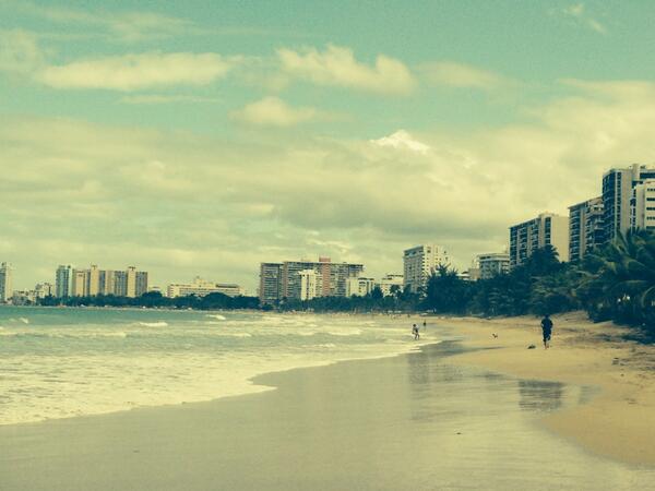 debraschwartz's tweet photo. 12 minute athlete app great workout while on vaca. Even better with this view http://t.co/DcGxLj6Xhy
