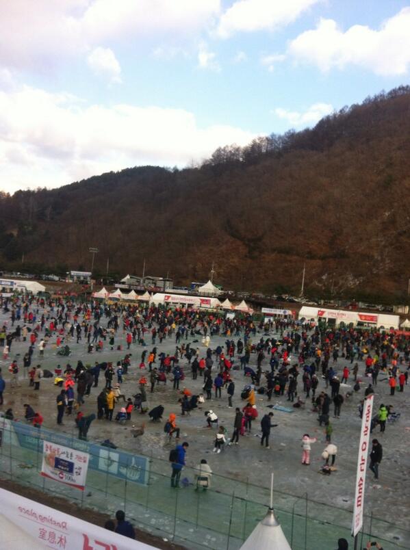 이곳은100만명이 참여한다는
화천 산천어 축제!!!
