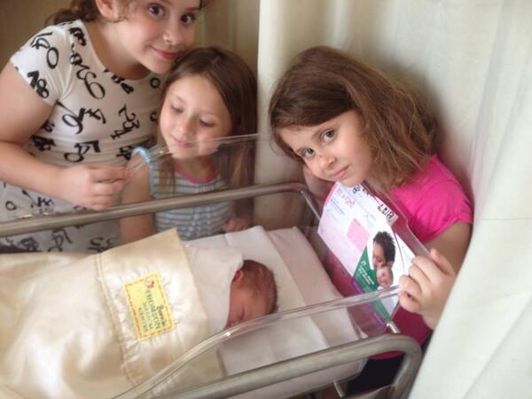 SmithXmasTweet's tweet photo. On the day before the day before the 11th day of Xmas Helen gave to us, John&amp;Kate's 11th grandchild! Welcome Aoife! http://t.co/AvbrCEfmt6