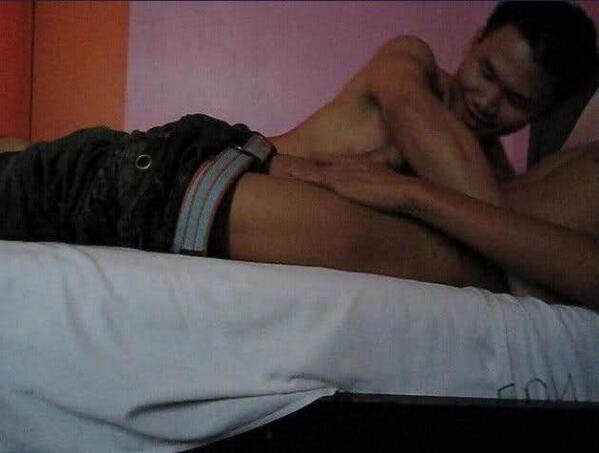 Boy_TopSex's tweet photo. http://t.co/jjOpDktDxN