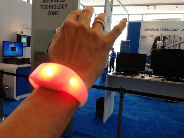 “<a href="/intel/">Intel</a>: A sneak peek at #CES2014: Will wearable tech steal the show? intel.ly/1d3eqIt ” <a href="/informatica365/">Alejandro</a>