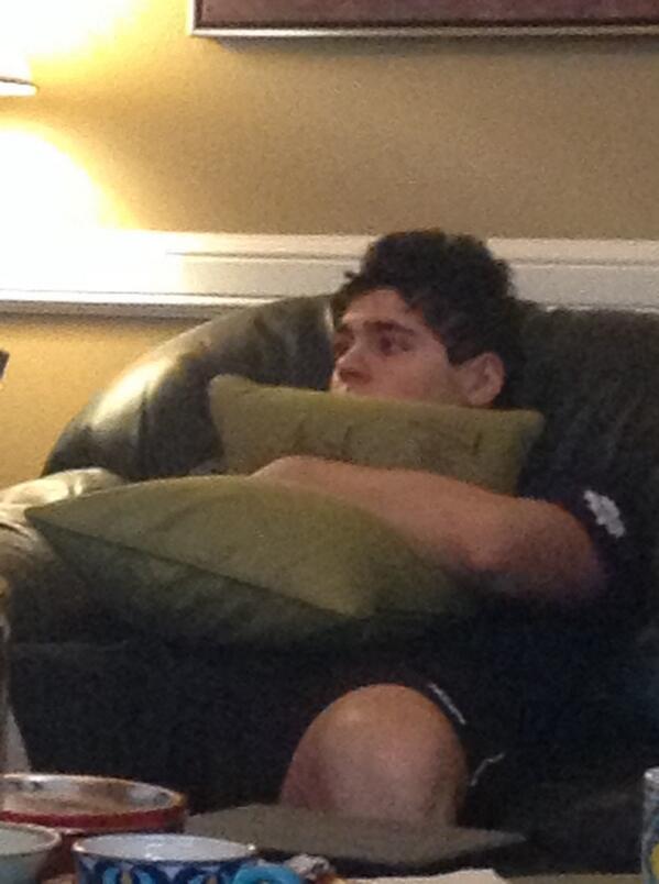 desantm1374's tweet photo. Hey everyone my brother lucas is sad because he has friends that use him for sex http://t.co/LEIBqP2uiX