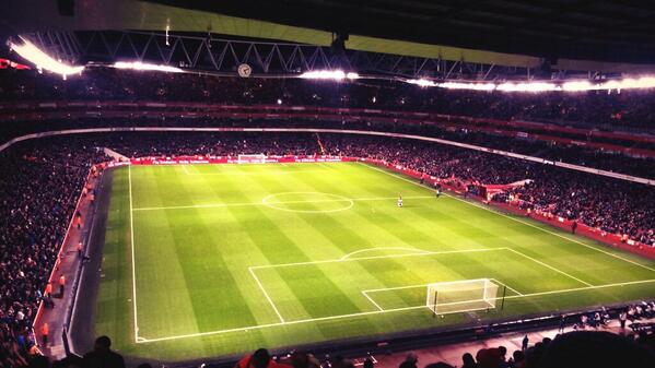 joshjackson9's tweet photo. Sherwood is a Gooner #AFCvTHFC http://t.co/Fiwtfy55tF