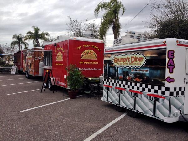 GrumpysManatee's tweet photo. #GrumpysDiner serving till 11pm at 3100 3rd ave N St Pete http://t.co/wej7xR86CK