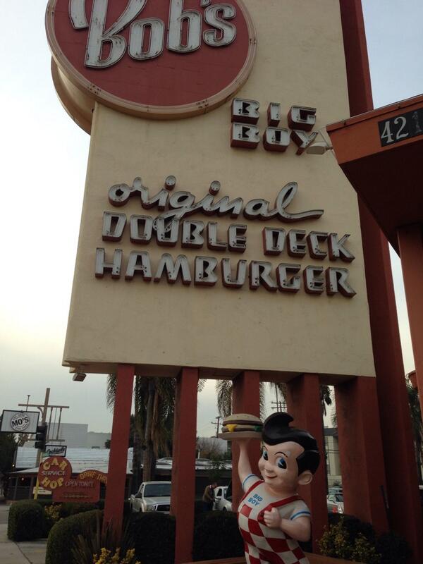 Casonworld's tweet image. Had lunch at the oldest remaining Bob's Big Boy. Delish!
#resolutionfail