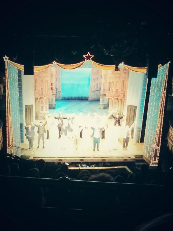 Was left in tears with Owain Arthur's performance in #1man2guvnors worth the cramp from being in the gods.