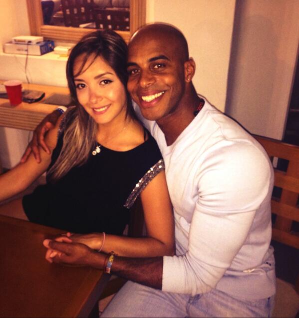 InNgridVargas's tweet photo. Despidiendo un maravilloso año 2013 http://t.co/iYsRc7NeDg